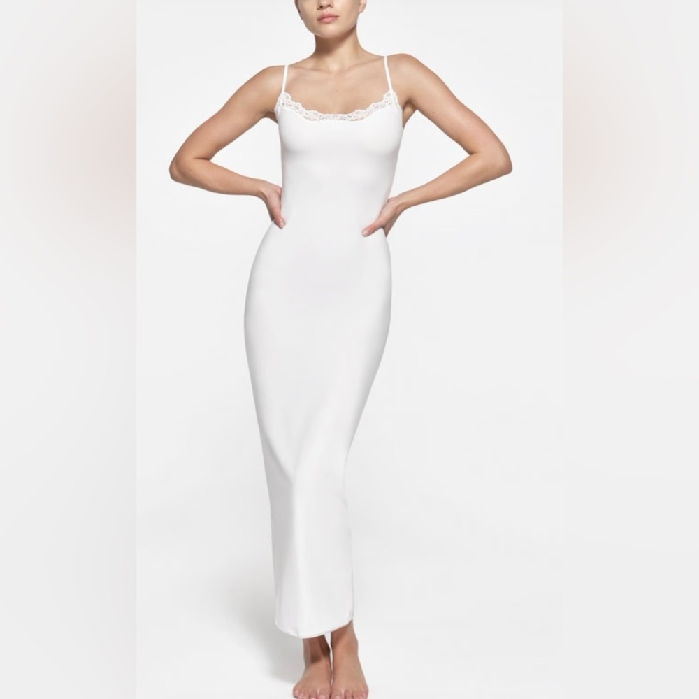 SKIMS Fits Everybody maxi dress